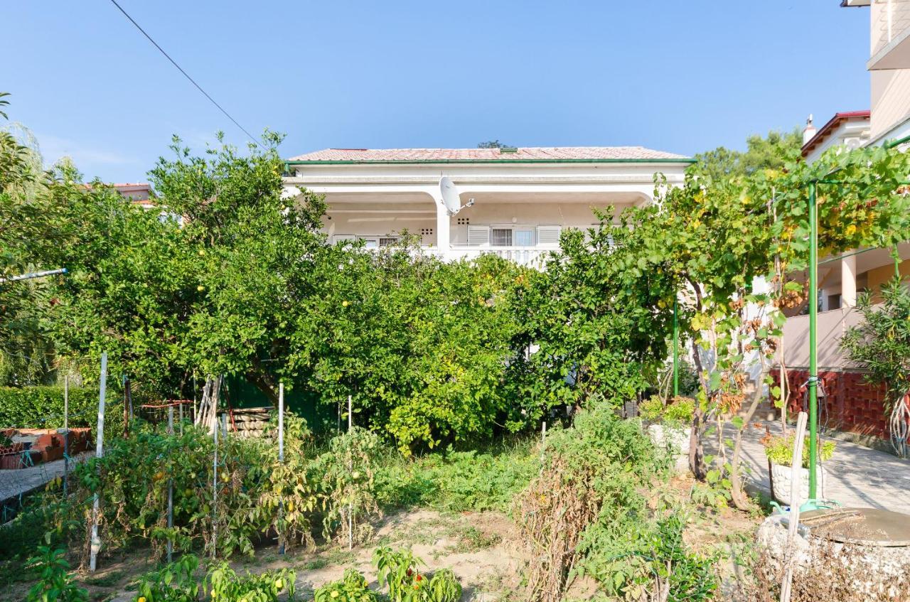 Luce Apartment Lopar