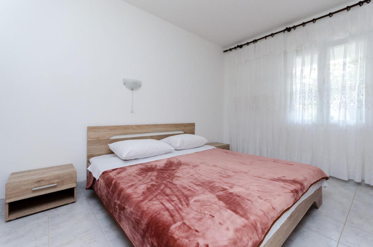 Luce Apartment *